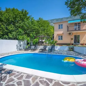 Ferienhaus Ivona, Drivenik
